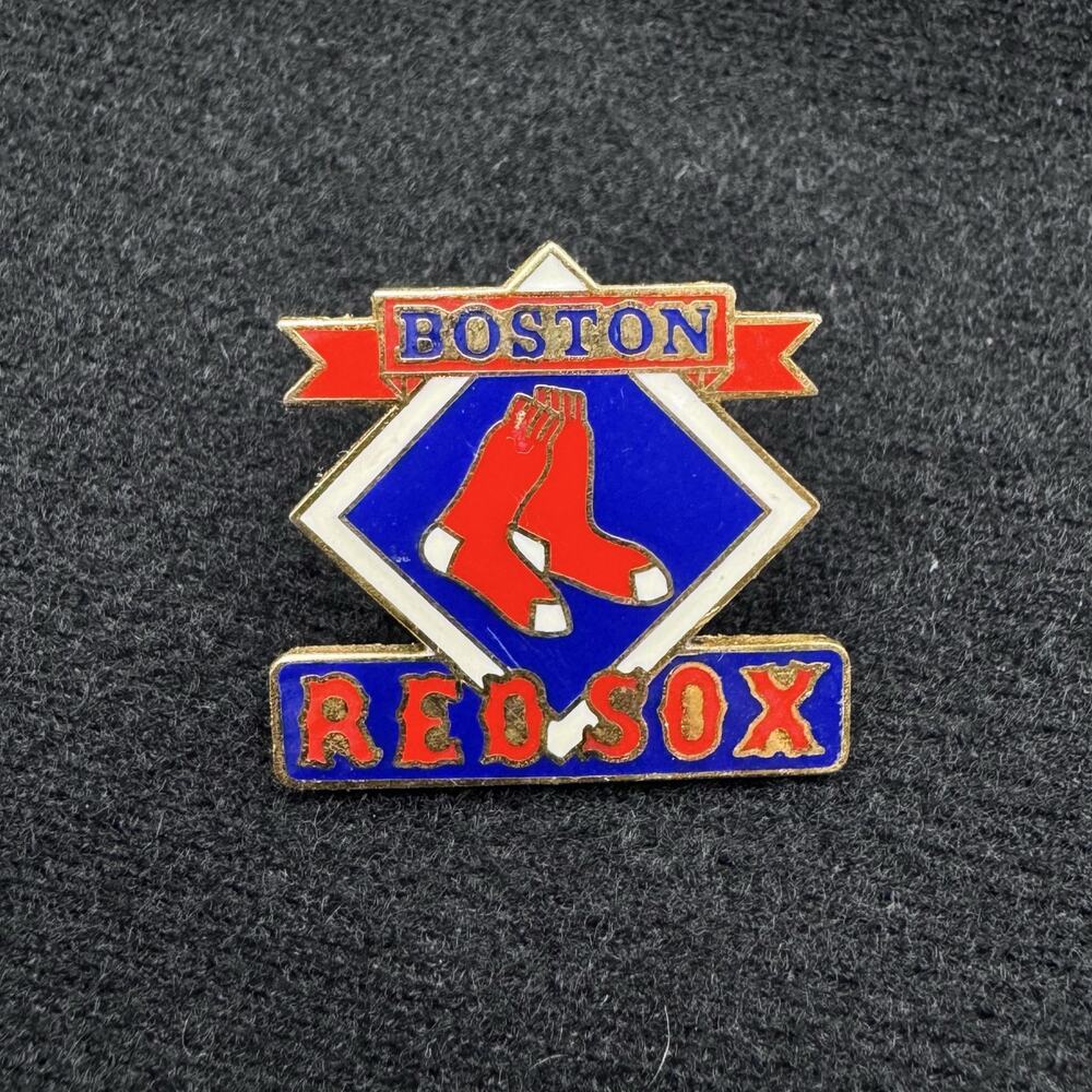 Boston Red Socks Baseball Lapel Pin Gold Plated Enamel Pin Back